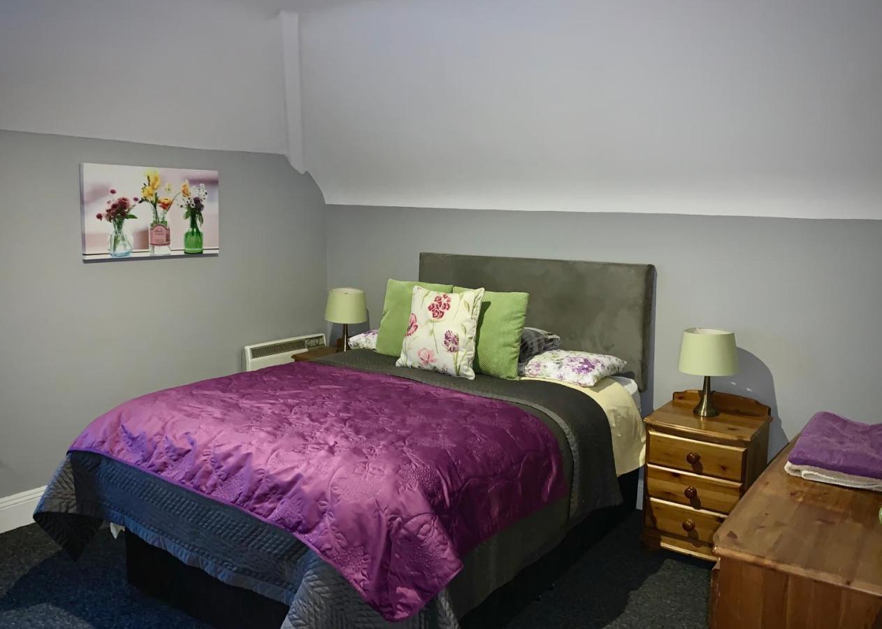 Cottage 33 Old Killarney Village Киларни Екстериор снимка